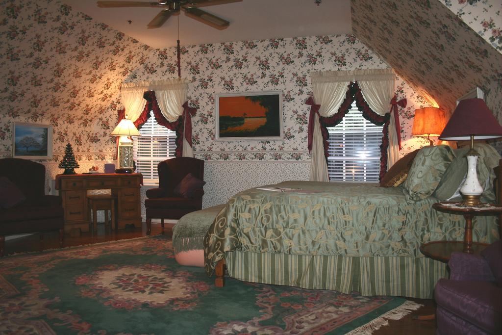 Heron Cay Lakeview Bed & Breakfast Маунт-Дора Экстерьер фото