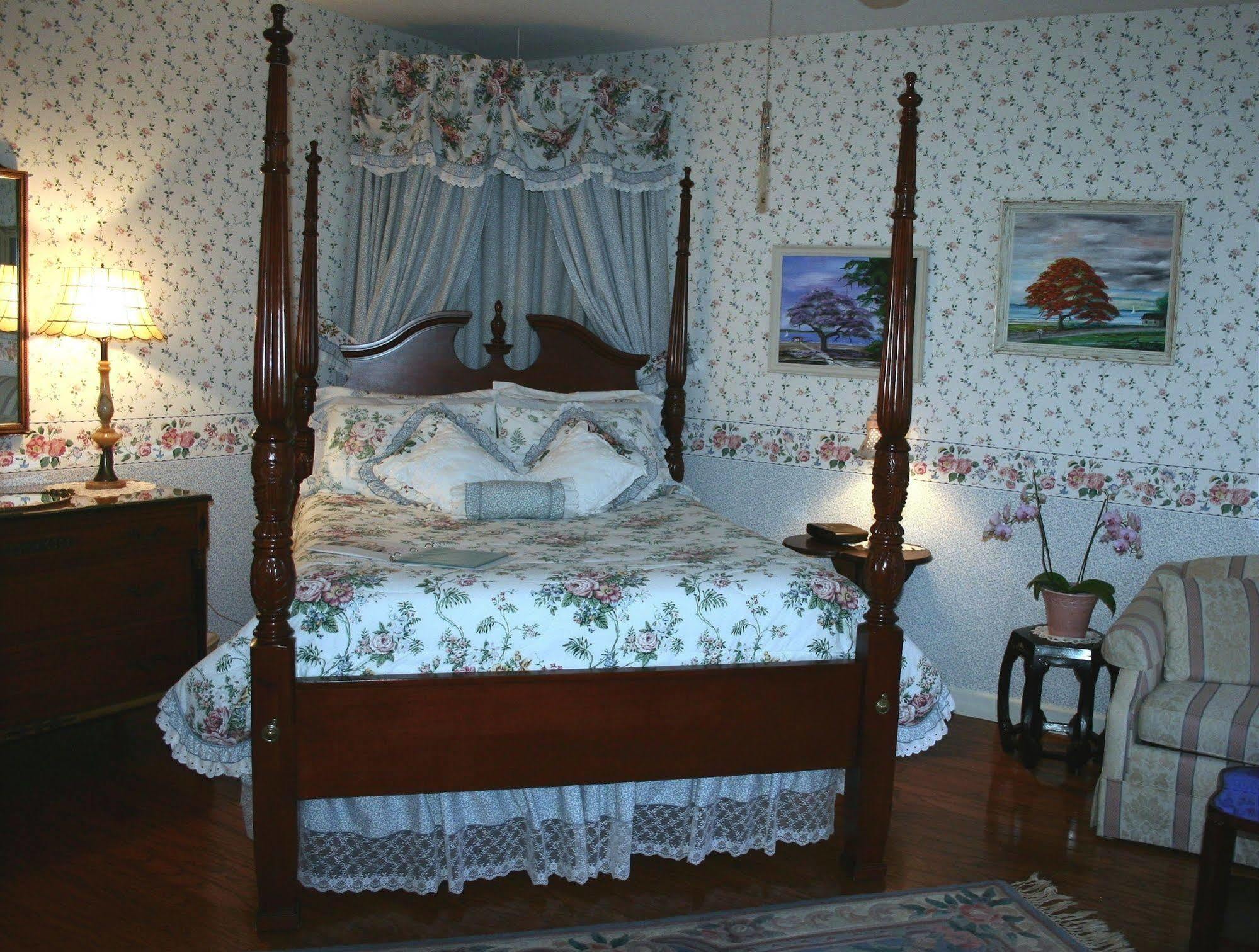Heron Cay Lakeview Bed & Breakfast Маунт-Дора Экстерьер фото